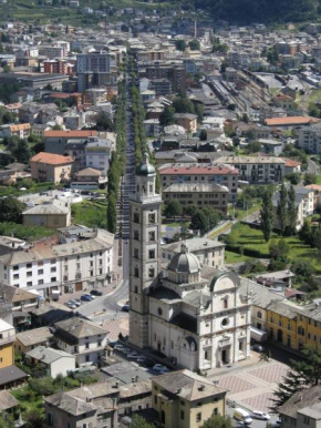 Atirano Tirano